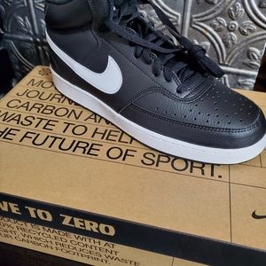 - Nike Court vision men's sneakers size 9